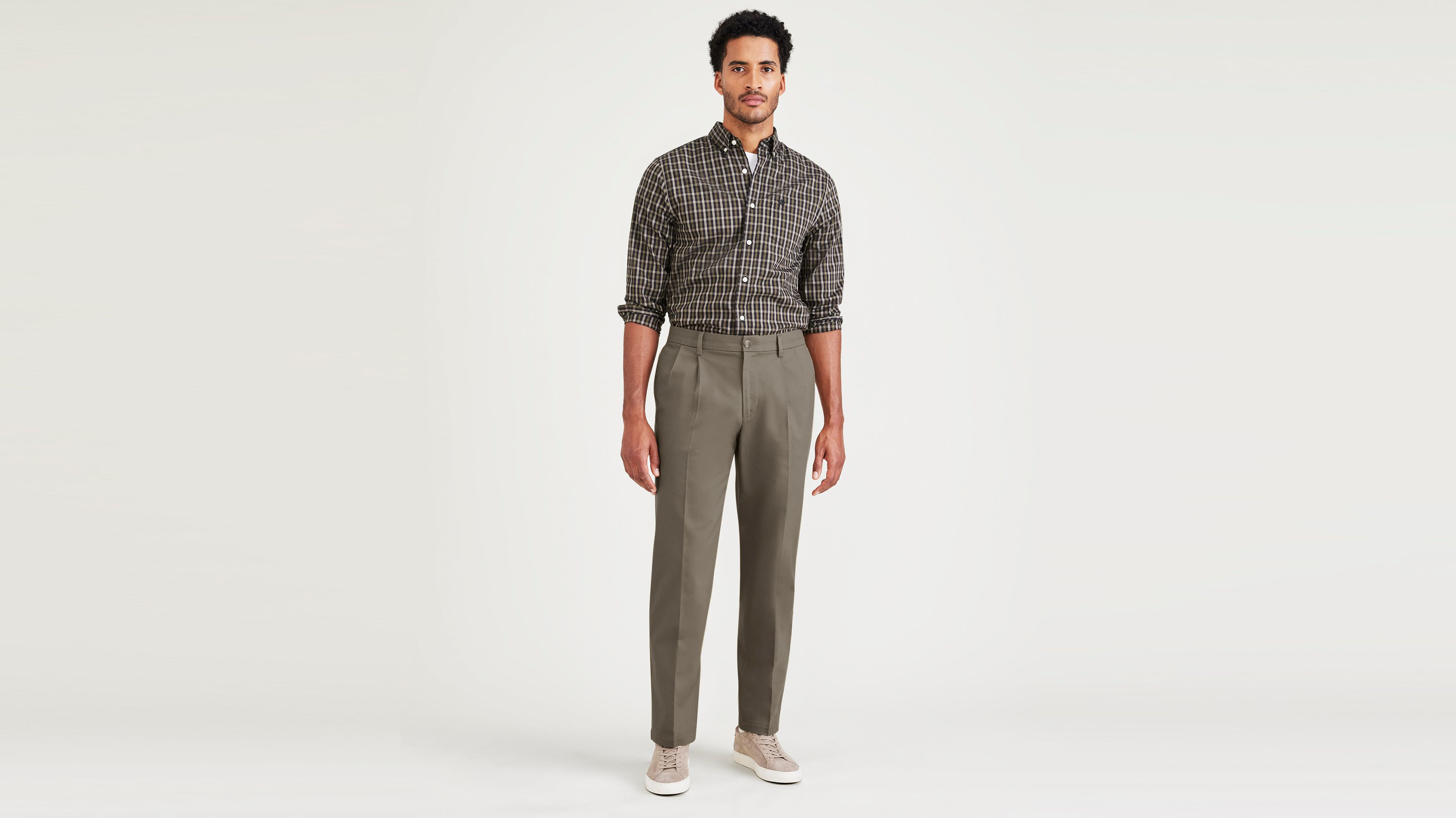 Signature Iron Free Khakis, Pleated, Classic Fit with Stain Defender® (Big and Tall)