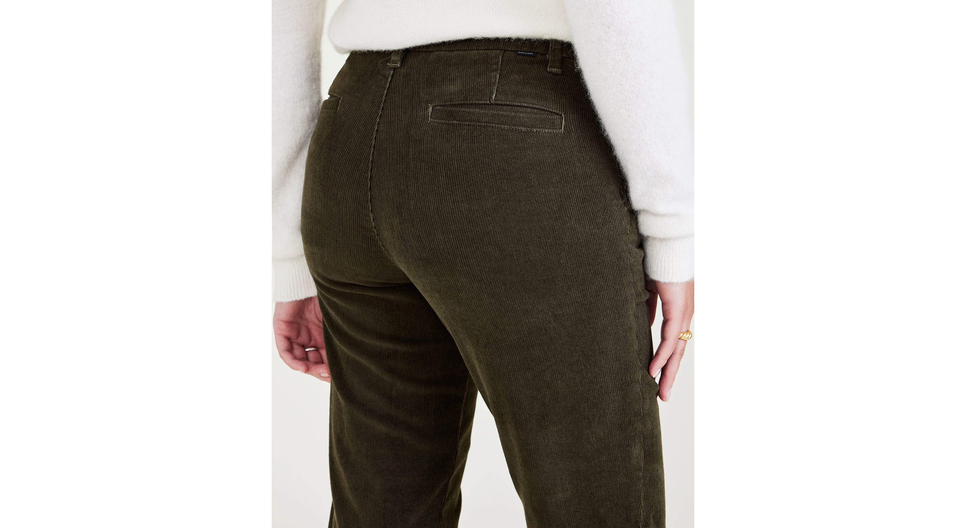 Weekend Chinos, Slim Fit: Premium Edition