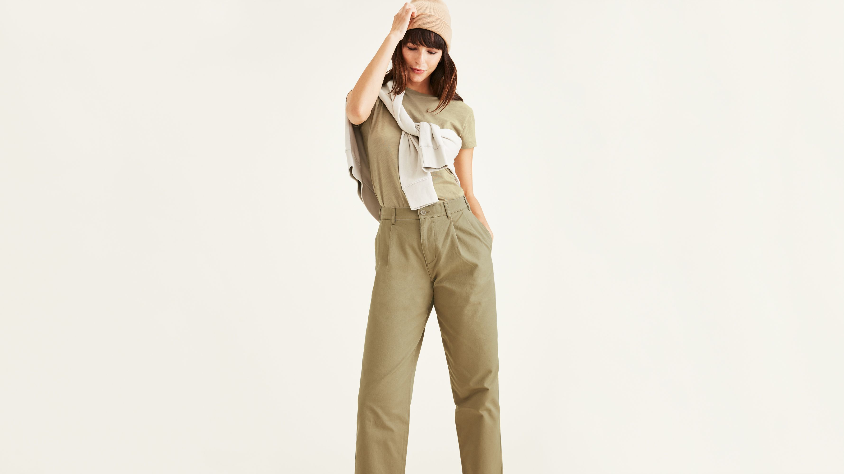 Original Khakis, Pleated, High Waisted Tapered Fit