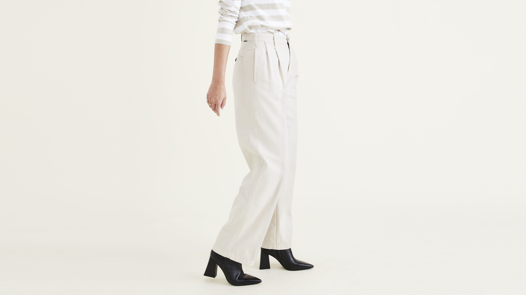 Original Khakis, Pleated, High Wide Fit